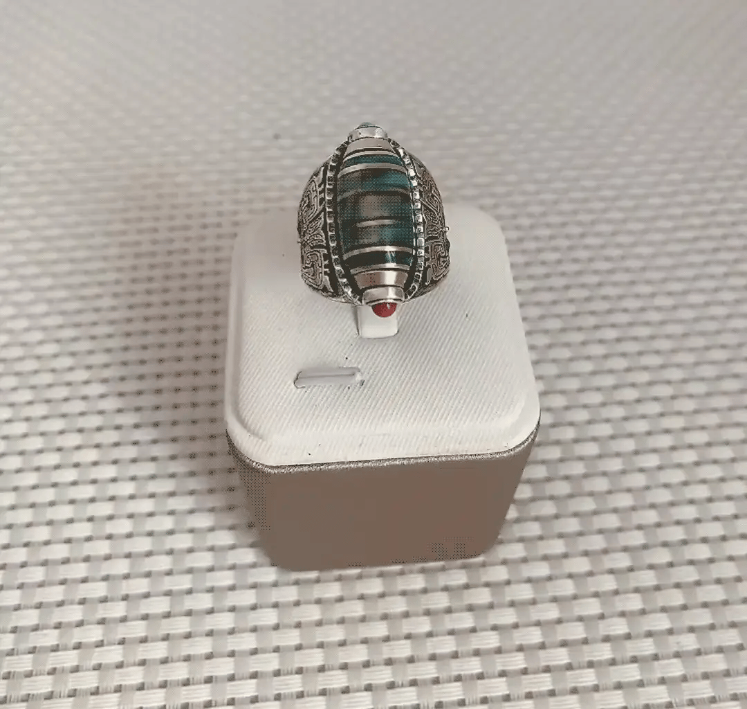 Anillo de cuentas Dzi de nueve ojos con mantra de seis caracteres turquesa